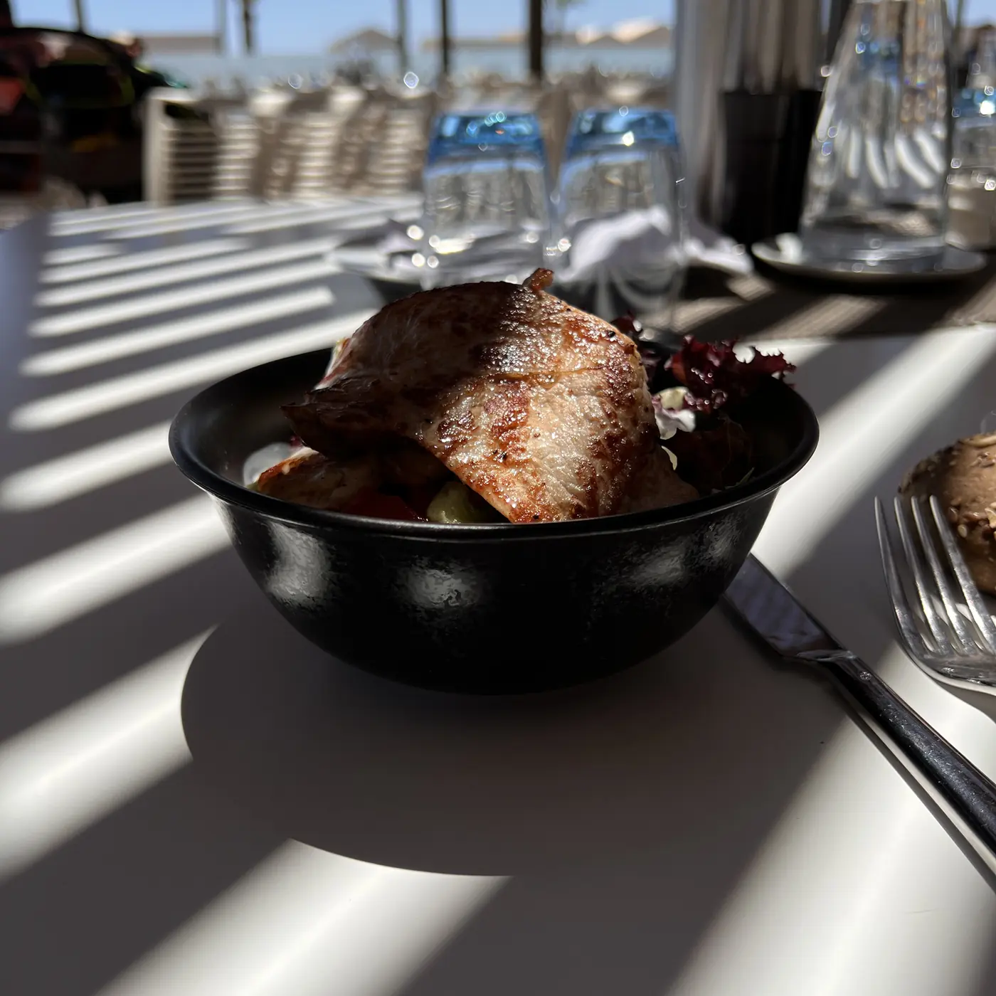 ROBINSON IERAPETRA – Mittagessen auf der Terrasse