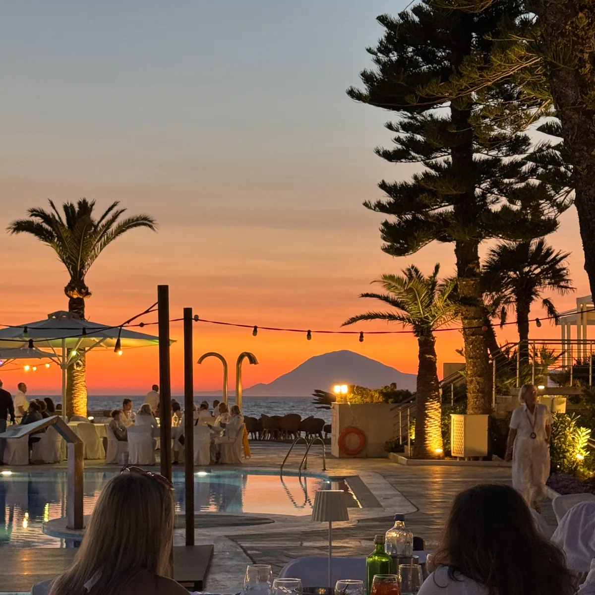 Robinson Club Kyllini Beach – Sonnenuntergang am Pool am Abend